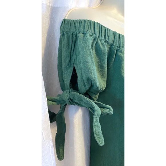 Lulus Green Off Shoulder Tie Top sz: S - Picture 4 of 8